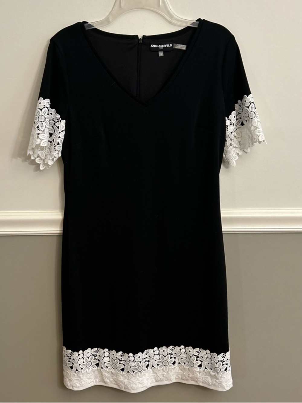 Karl Lagerfeld Black White Floral Lace V Neck Dress Size 8